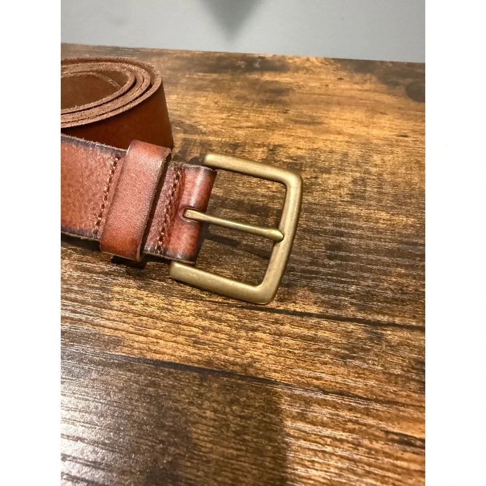 Gap Mens Brown Genuine Cow Leather Belt Size 36 Brass Buckle 109985-01 05/15